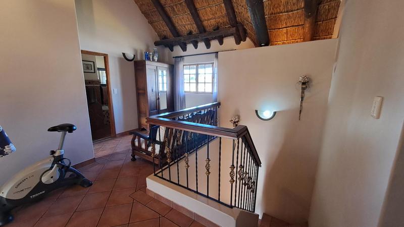 4 Bedroom Property for Sale in Albertinia Western Cape